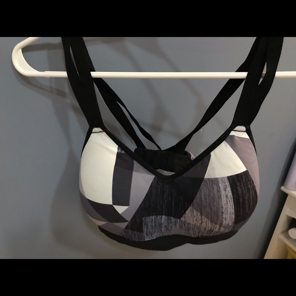 WOT Adjustable sports bra.